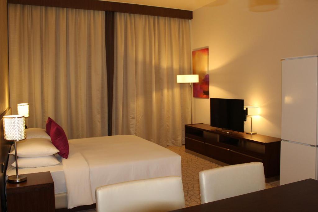 Hyatt Place Dubai Al Rigga Residences