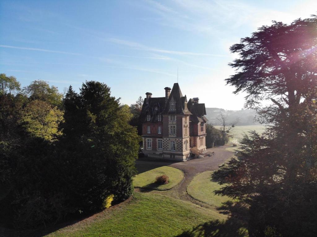 Le Manoir de Bénédicte B&B (Cahan) 