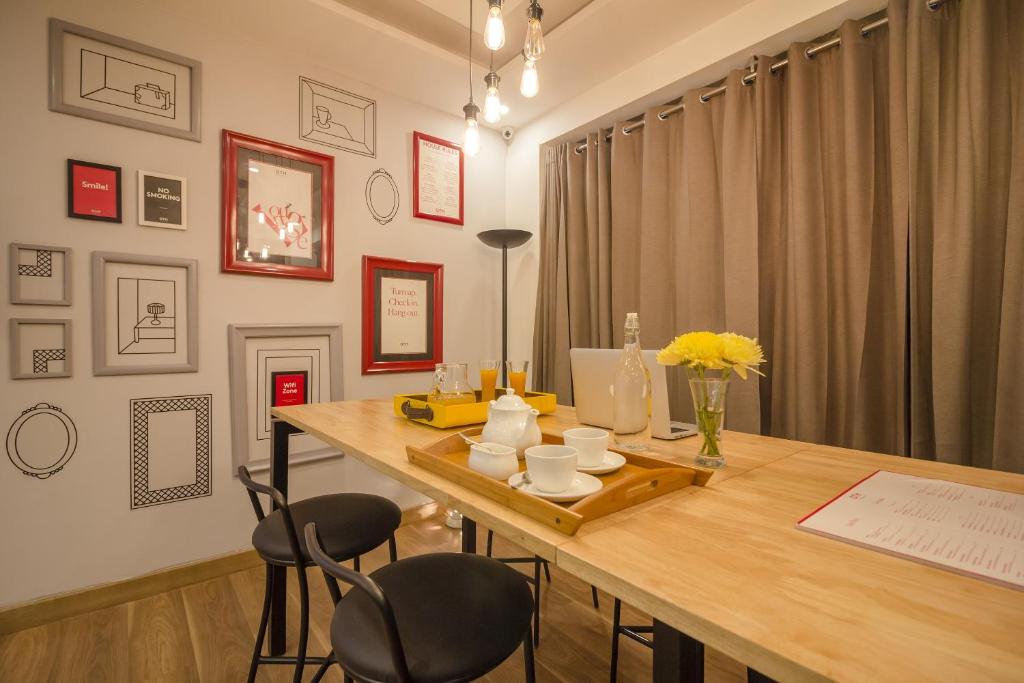OYO Townhouse 516 Hotel N Suites Near Delhi Airport