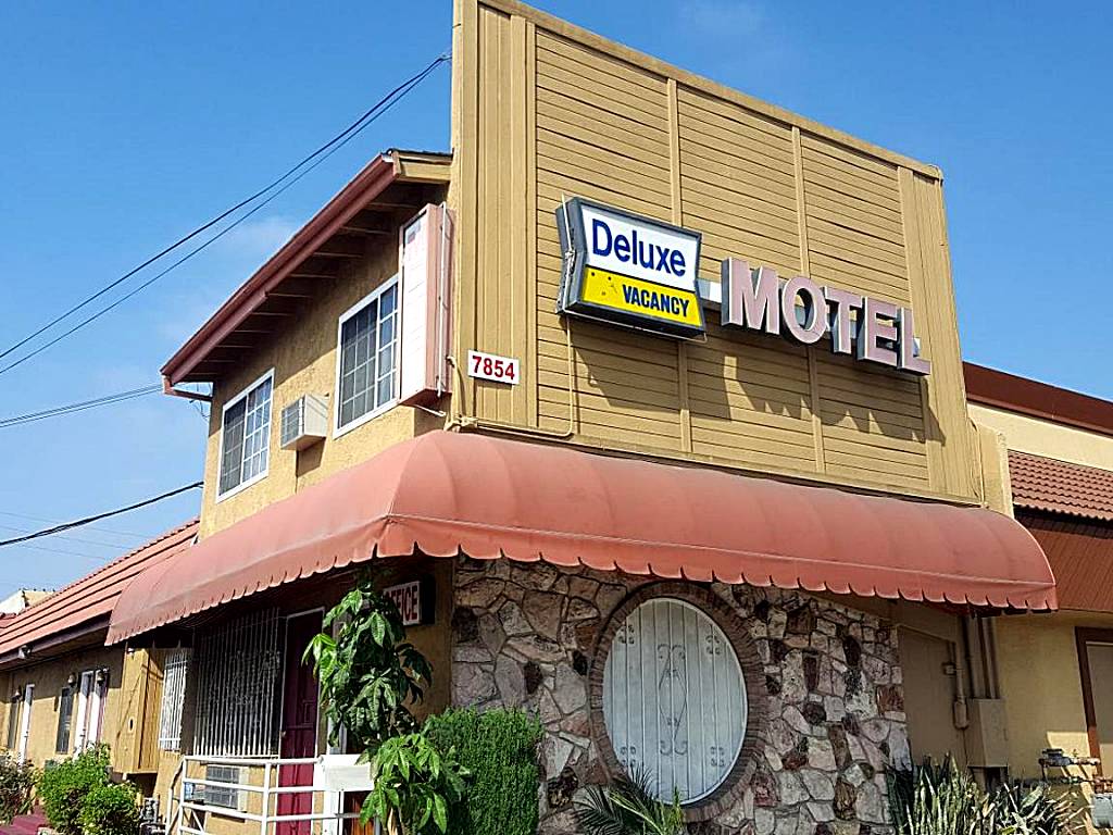 Deluxe Motel