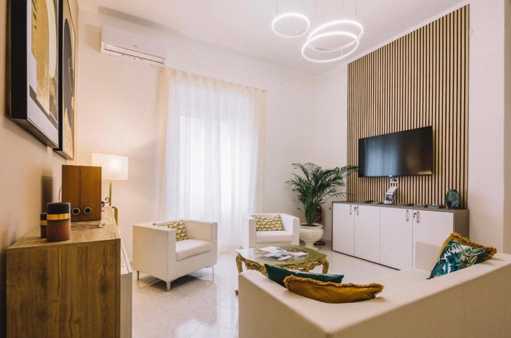TIZIANA'S HOUSE