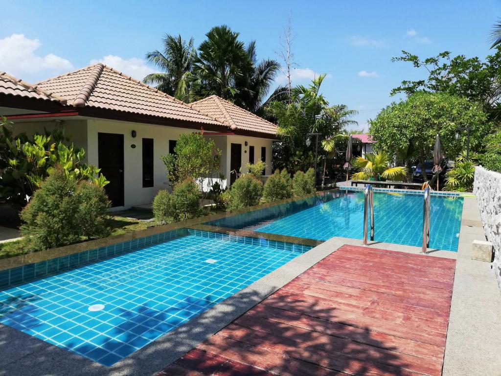 Laemsai Resort