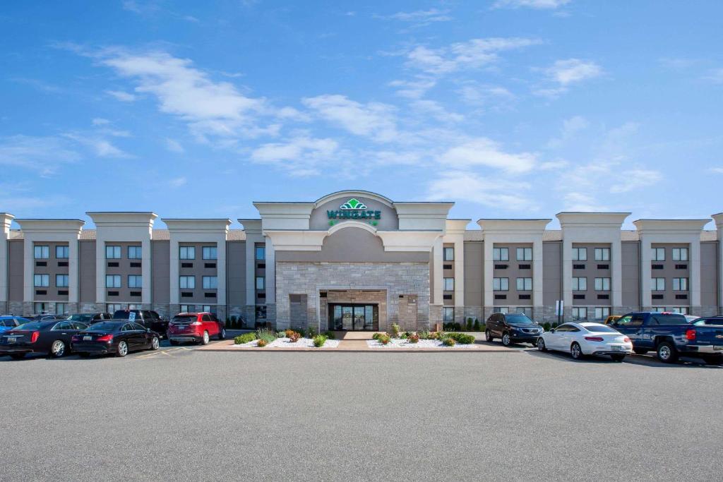 Wingate by Wyndham Detroit Metro Airport